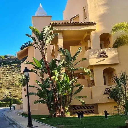 Apartment Family In With Pool Marbella